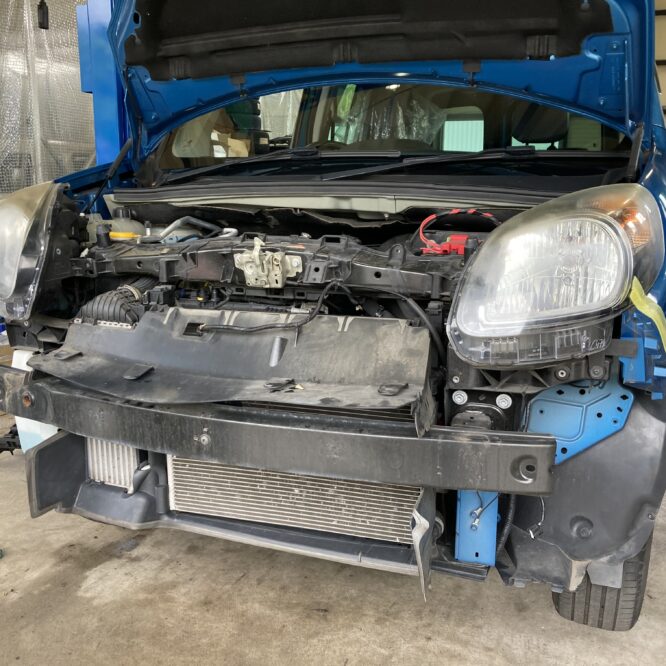 エアインテークパイプの破損